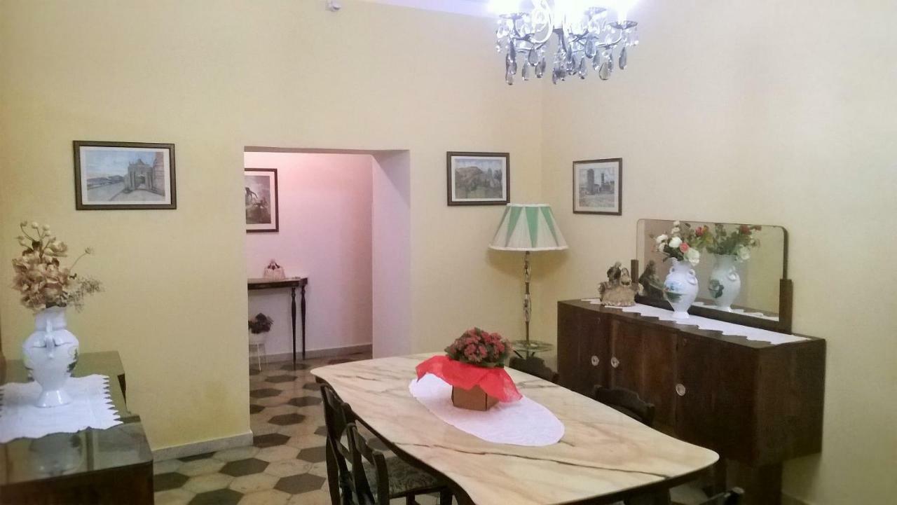 Bed and Breakfast Angelina Antica Dimora Террачина Экстерьер фото